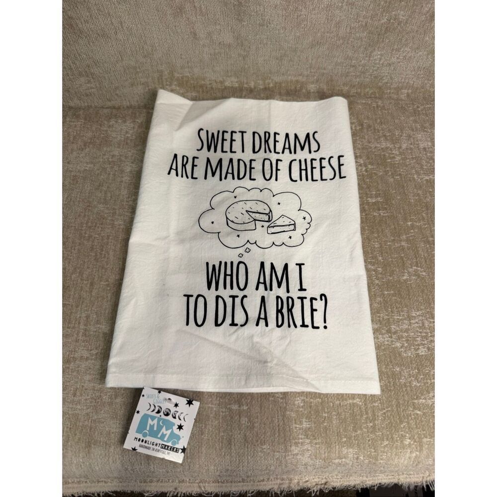 NWT Moonlight Makers "Sweet Dreams Are Made of Cheese" Flour Sack Kitchen Towel